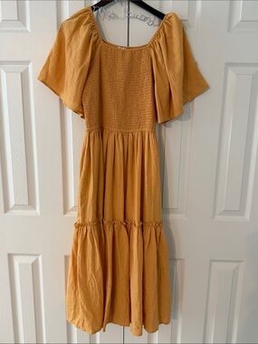 Ivy City Co Smocked Tiered Maxi Dress Women's M Mustard Yellow Cotton Flutter